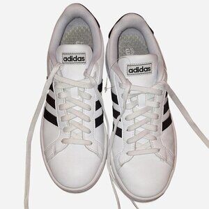 Adidas, women's white Grand Court sneaker, size7.5